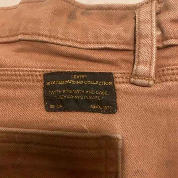 Levi's Men's Straight Jeans in Brown - Picture 13 of 14